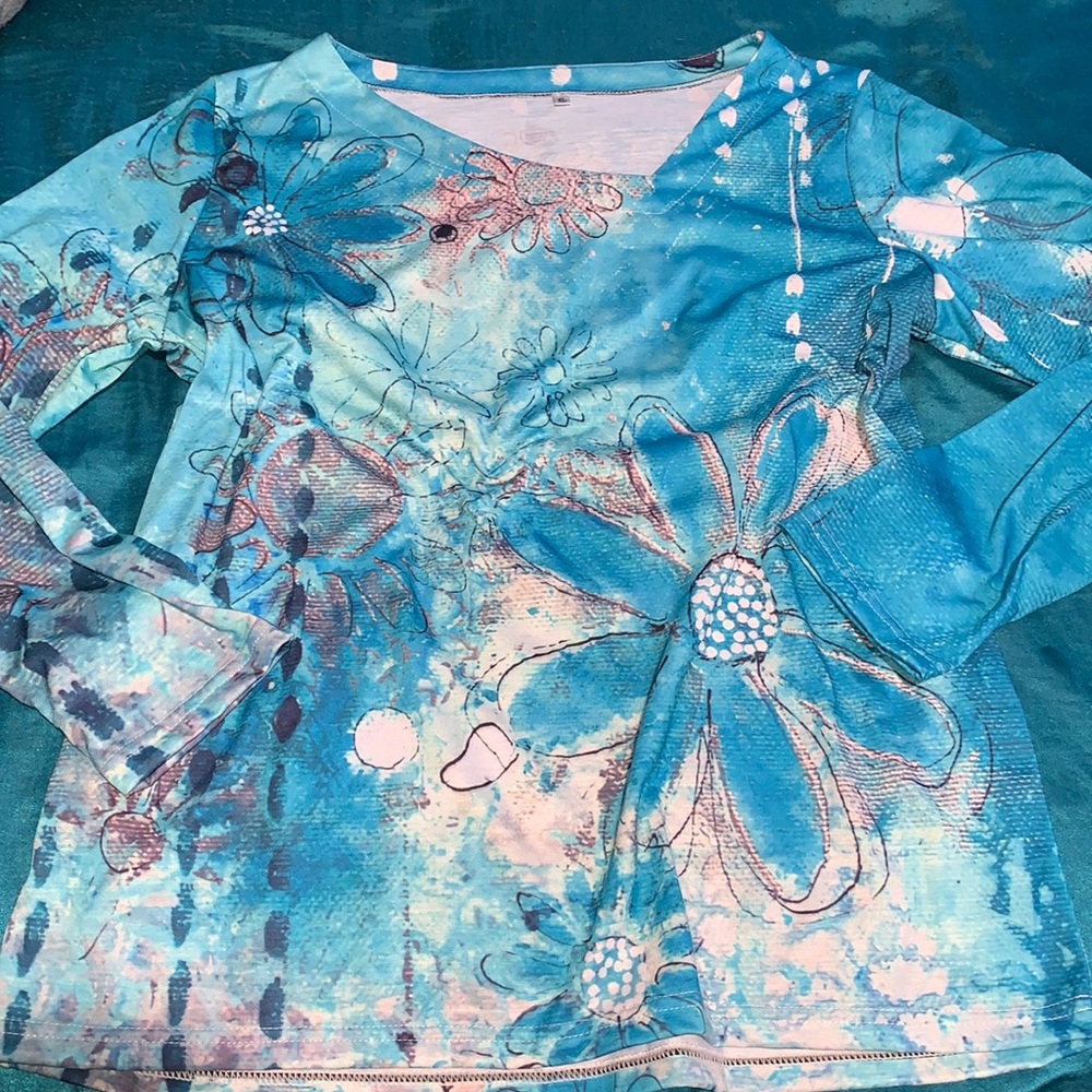Floral top